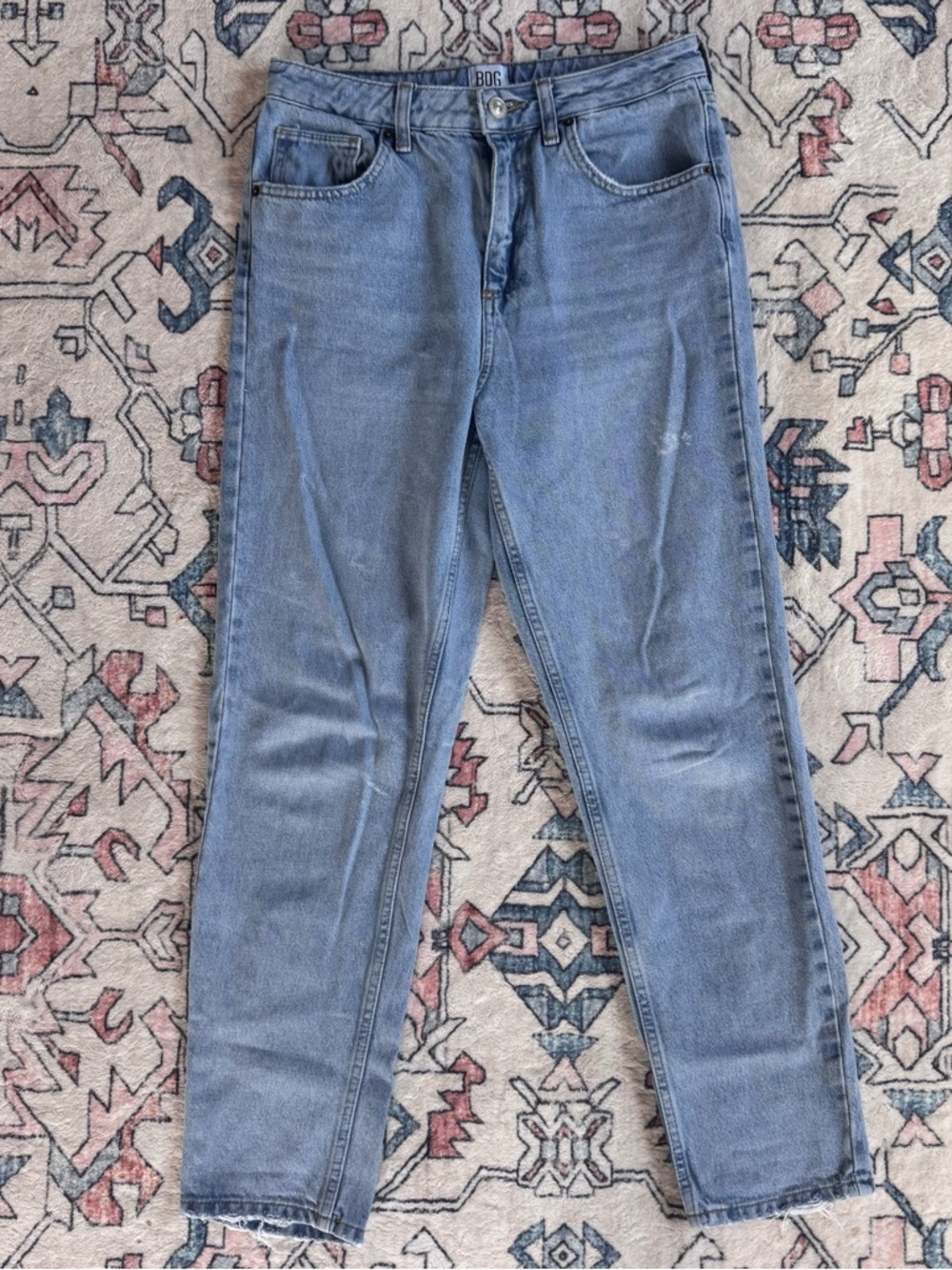 BDG Women’s Light Blue Mom Jeans - size 29